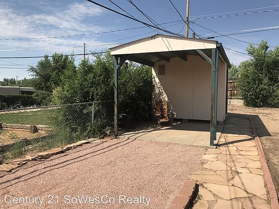 3rd image of 3007 Stanford Ave
