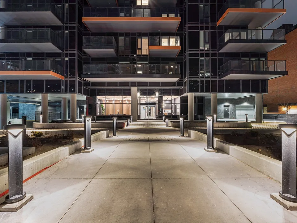 1702 2nd Ave SW
