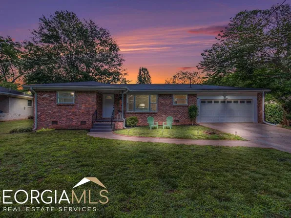 3217 Betty Cir, Decatur, GA 30032