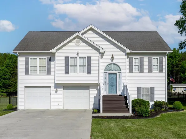 354 Russell Springs Dr, Lynchburg, VA 24501