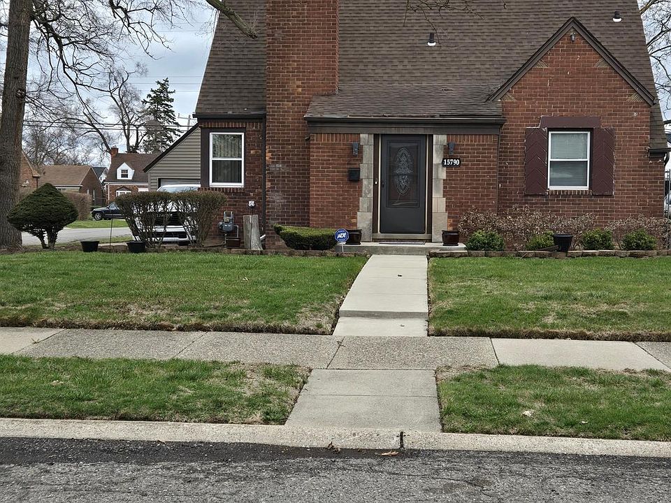 1st image of 15790 Lindsay St