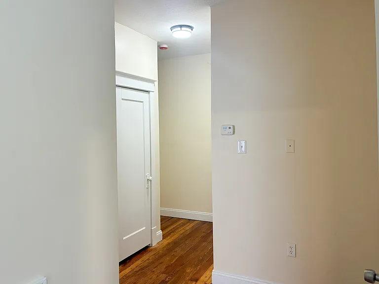 3423 Michigan Ave #1F — Photo 6