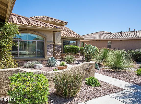 3rd image of 1814 N Laguna Oaks Dr