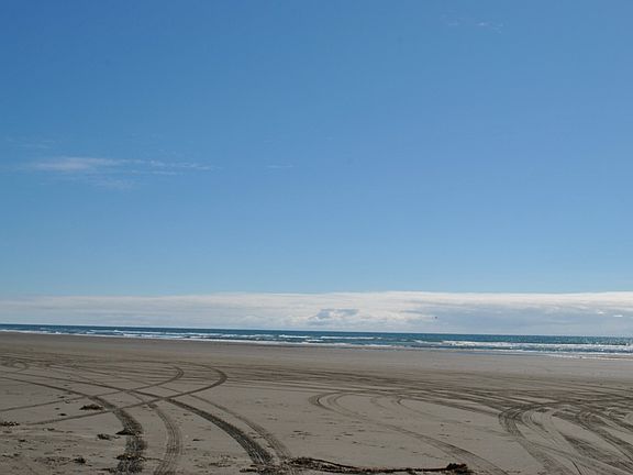 5th image of 529 Sand Dune Ave SW