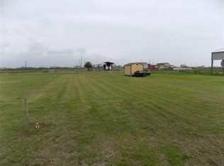 6110 Blue Water Blvd, Sargent, TX 77414