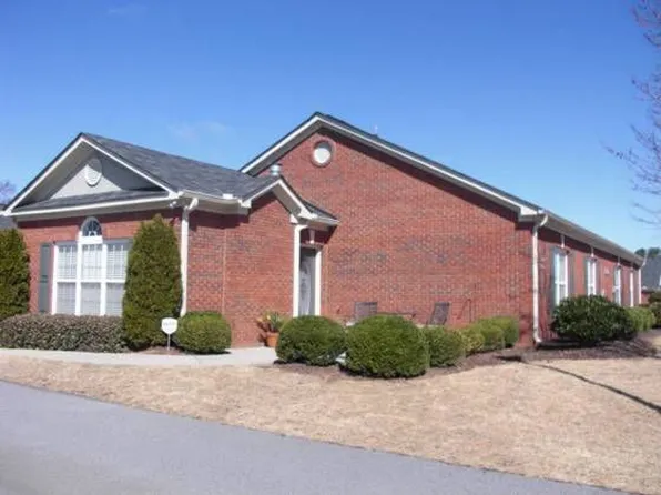 119 Holiday Rd, Buford, GA 30518