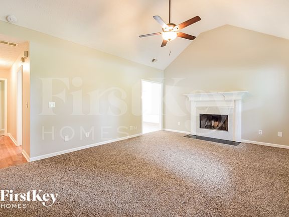4th image of 250 Berkshire Dr