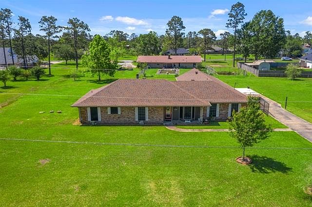 1st image of 889 Melanie Ave