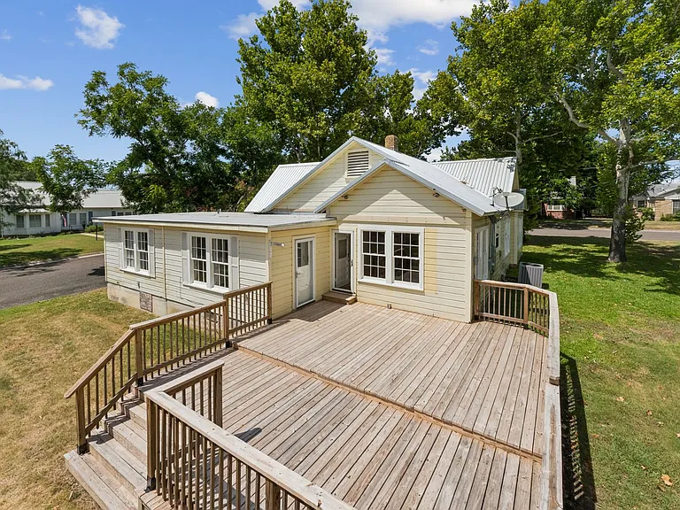 207 S Porter St — Photo 11