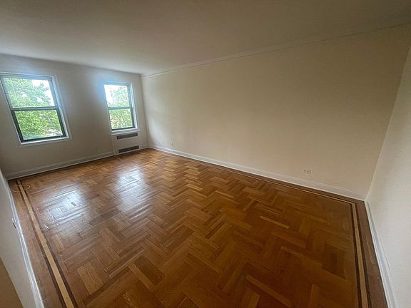 3rd image of 17290 Highland Ave APT 4C