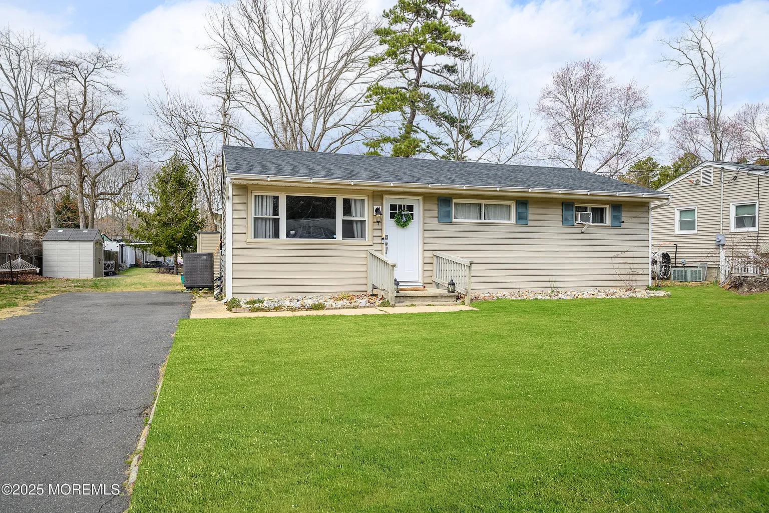 14 Blue Spruce Drive photo 1