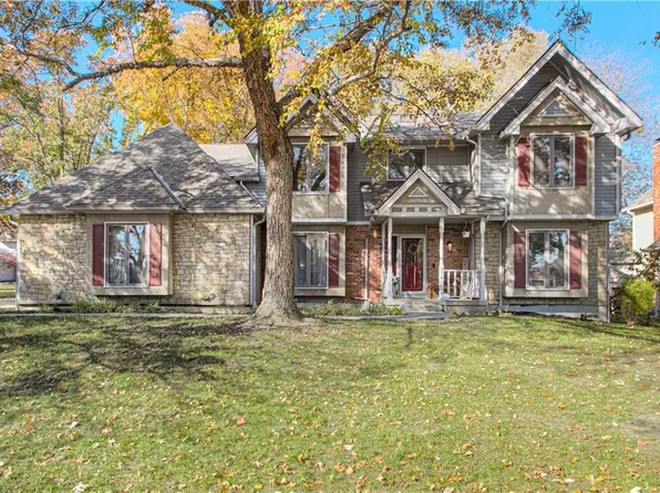 116 The Woodlands, Kansas City, MO 64119