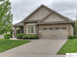 10036 Emiline St, La Vista, NE 68128