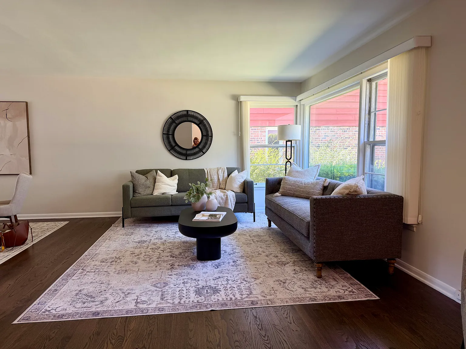 3 bed, 1725 sqft, $4,800 — Photo 3