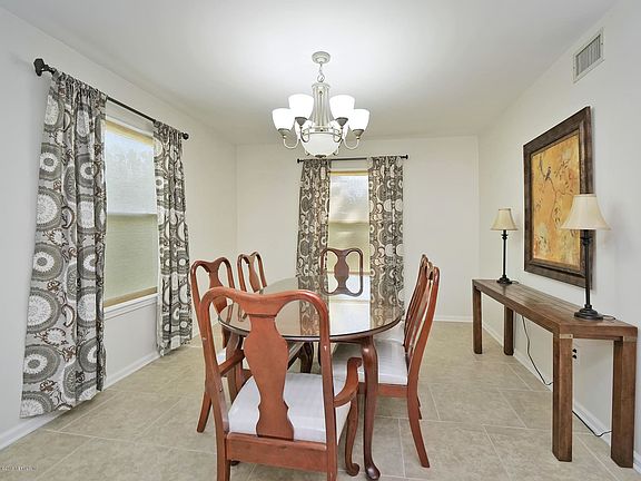 5th image of 12627 Meadowsweet Ln