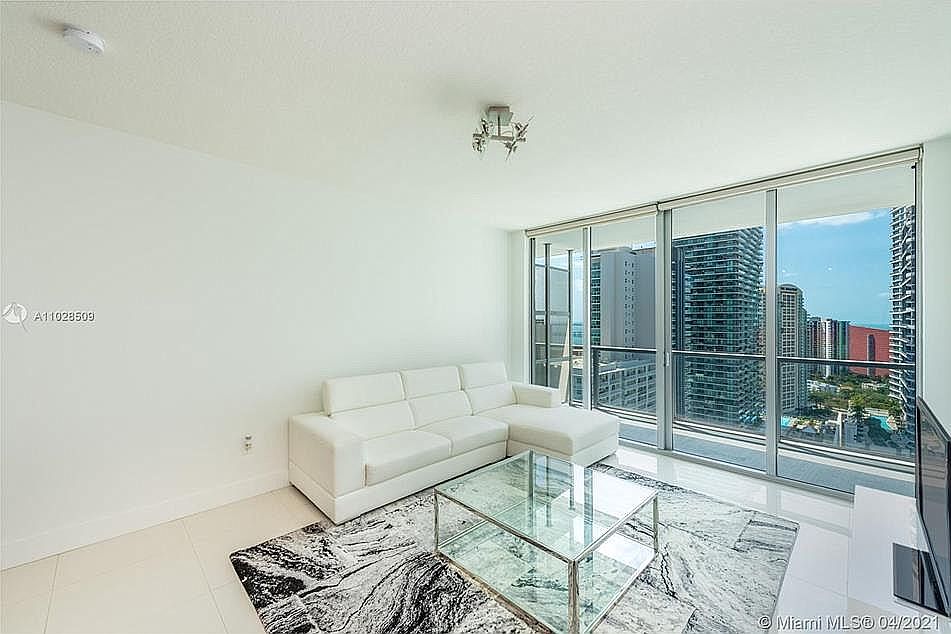 1st image of 1111 SW 1st Ave APT 3218-N