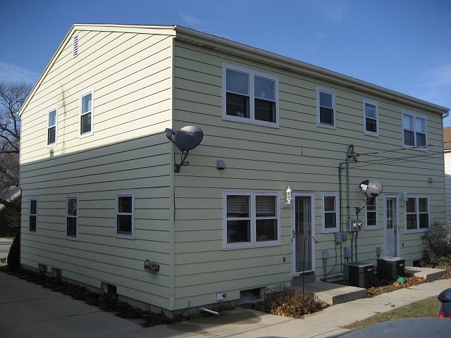 2nd image of 4050 S Barland Ave