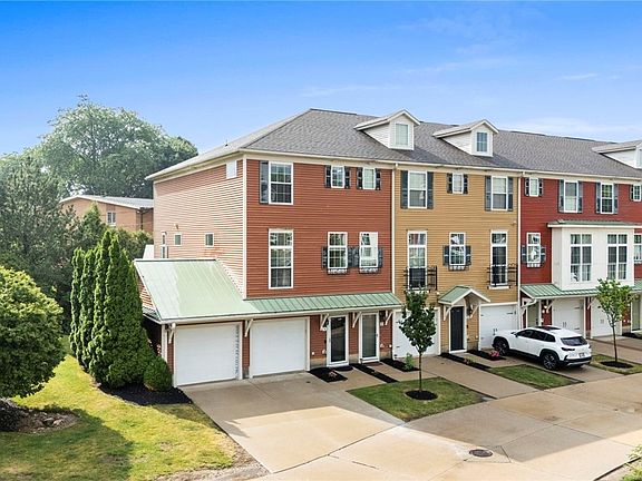 2nd image of 9 Grandview Dr