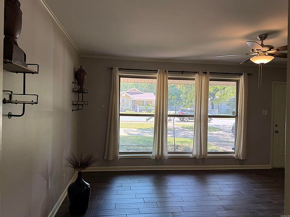 3rd image of 1309 Donaghey Ave