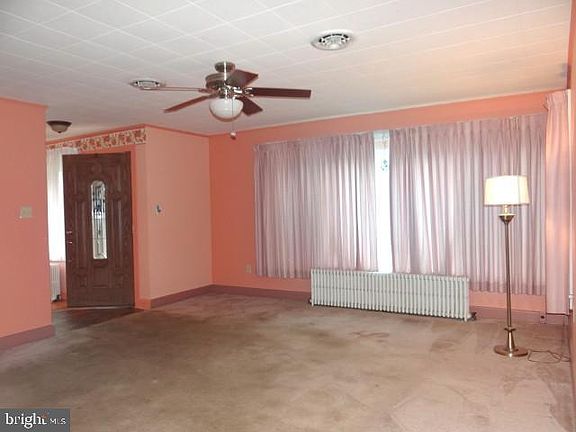 2nd image of 764 Floral Ave