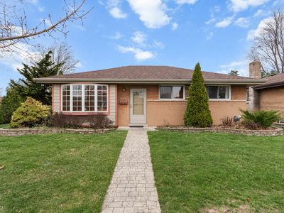 15453 Grovedale St, Roseville, MI, 48066