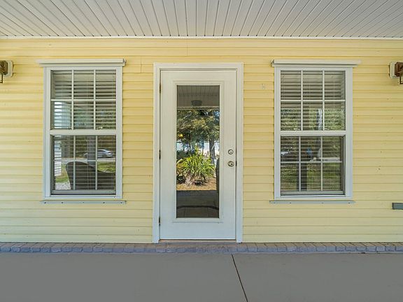 3rd image of 362 Palmetto Ave