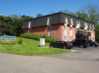 360 Rosebud St APT 203, Walled Lake, MI 48390