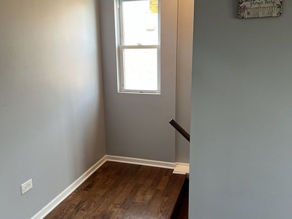 5th image of 10630 S Avenue M #3