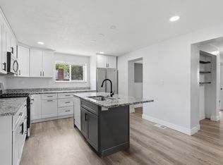 422 S Main St, Tooele, UT 84074