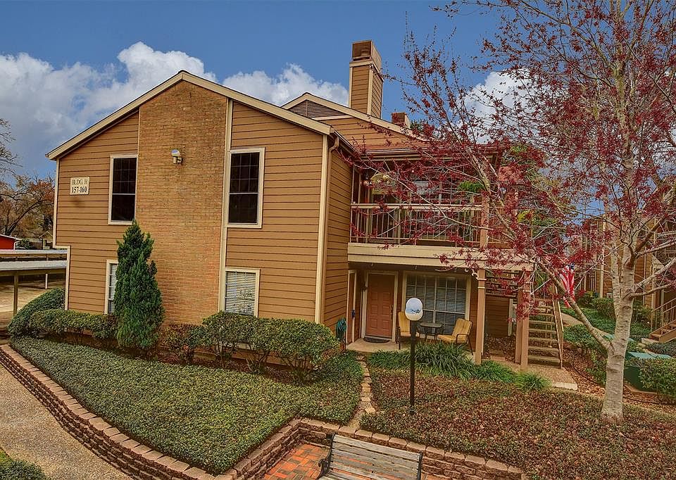 1st image of 1880 White Oak Dr APT 158