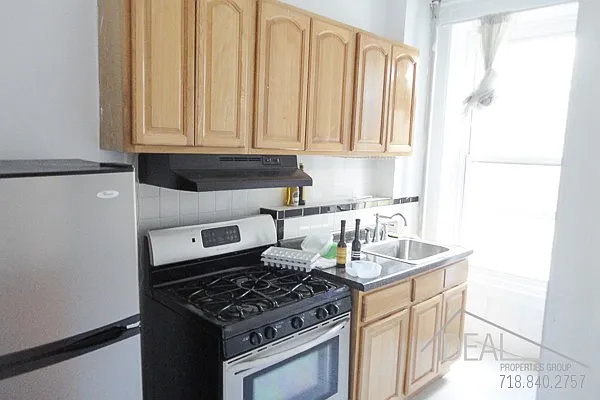 Rented by Ideal Properties Group | media 2