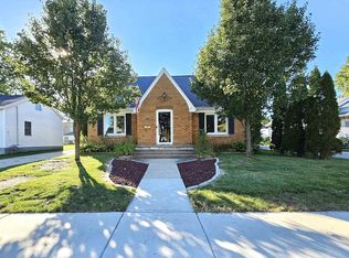 237 Dickinson St, Randolph, WI 53956