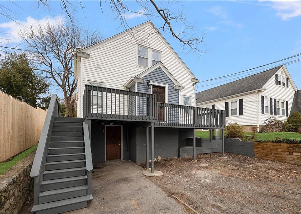 427 Eaton St, Providence, RI 02908 Zillow