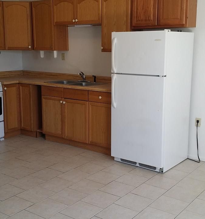 1st image of 332 Cagua Dr NE