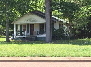 610 W Main St, Adamsville, TN 38310