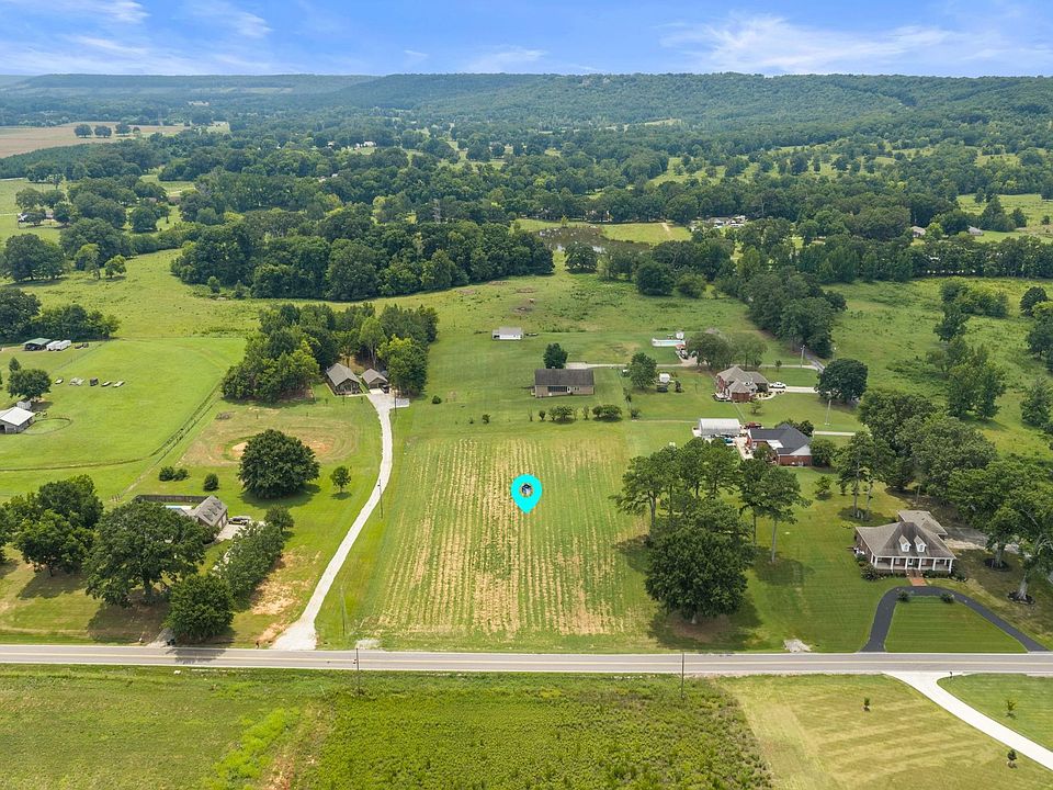 2nd image of 1 Henderson Point Rd