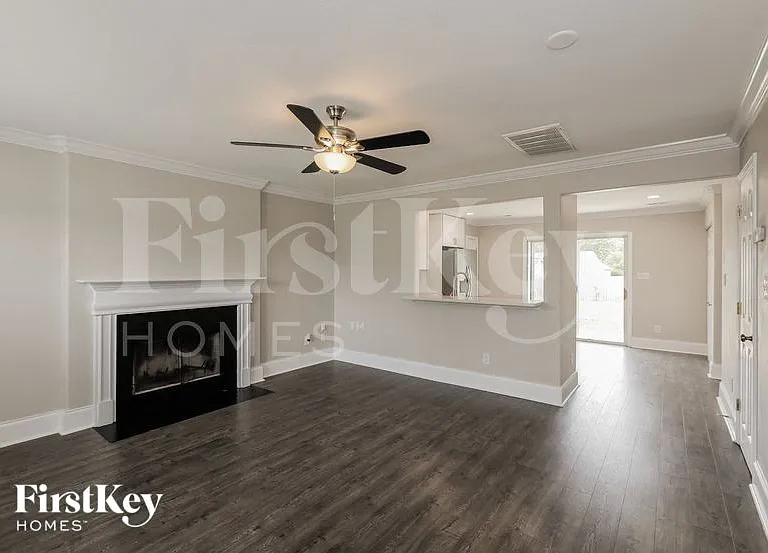 3907 Cardinal Bluff Ln — Photo 2