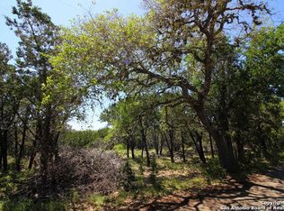 1041 Burning Tree, Canyon Lake, TX 78070