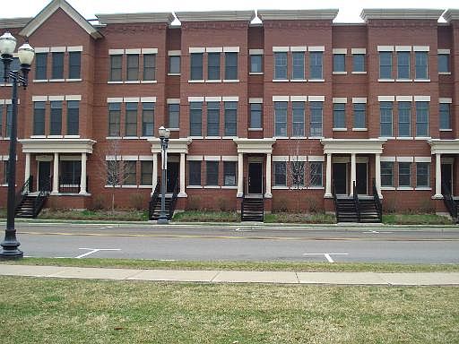 1st image of 145 S Grove Ave Unit 145