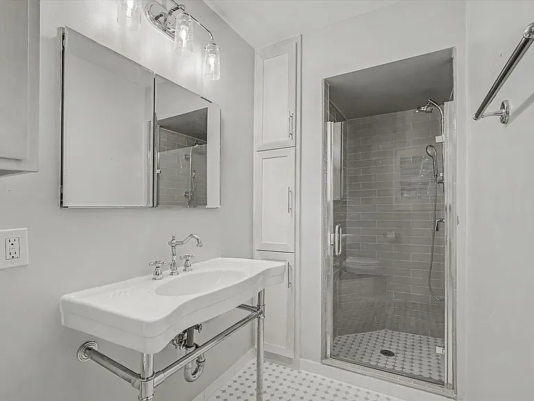 2123 Ridgecrest Dr — Photo 27