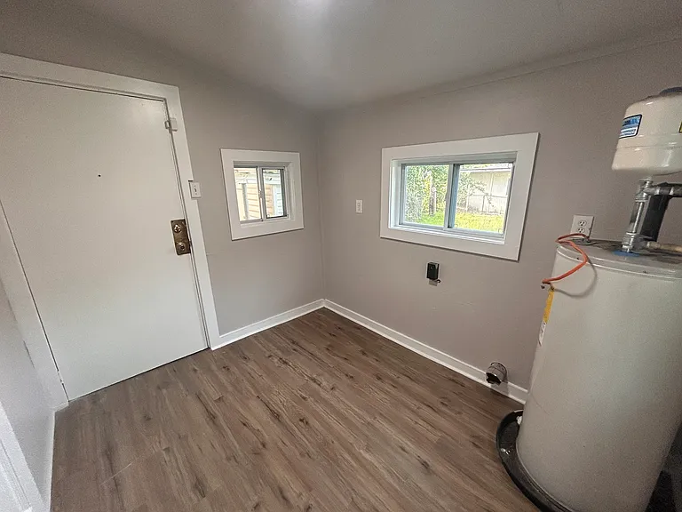 2211 Utah St — Photo 16