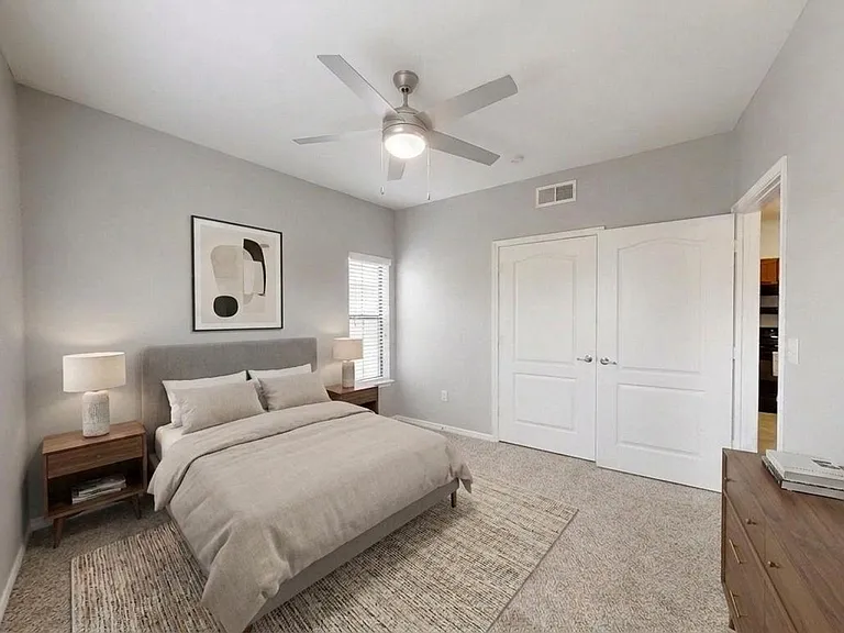 Carmel Canyon Apartments — Photo 12