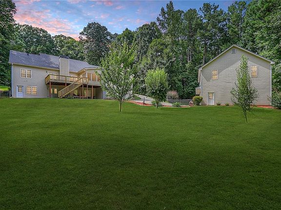 4th image of 2781 Carter Ln