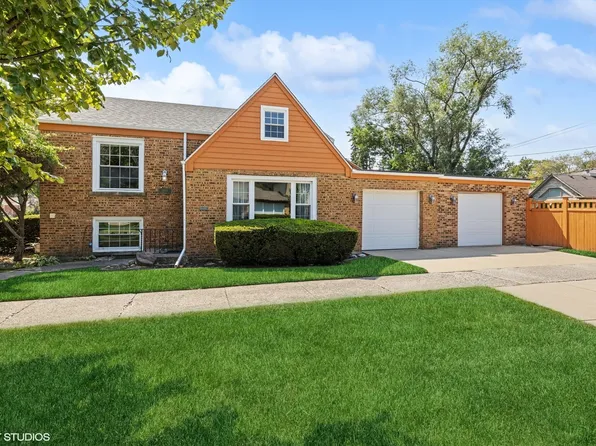 2100 Manchester Ave, Westchester, IL 60154