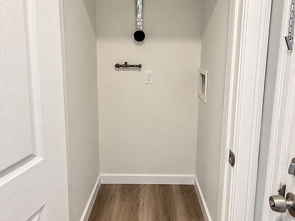 5th image of 12-16 Garrison St #1