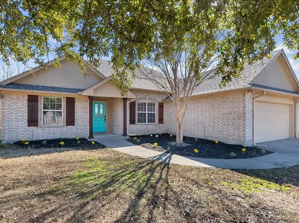 815 Oakmont Dr, Ennis, TX 75119