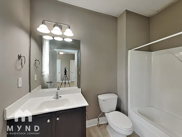 175 Herring St #5 — Photo 13