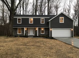 8292 Vera Dr, Broadview Heights, OH 44147