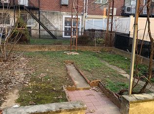 7130 58th Rd, Maspeth, NY 11378