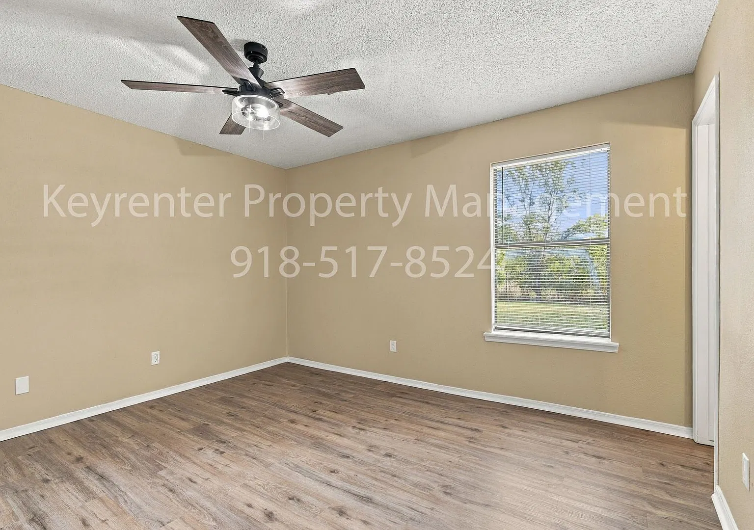 3 Bed 2 Bath Wagoner - Renovated and Move-in Ready! — Photo 4